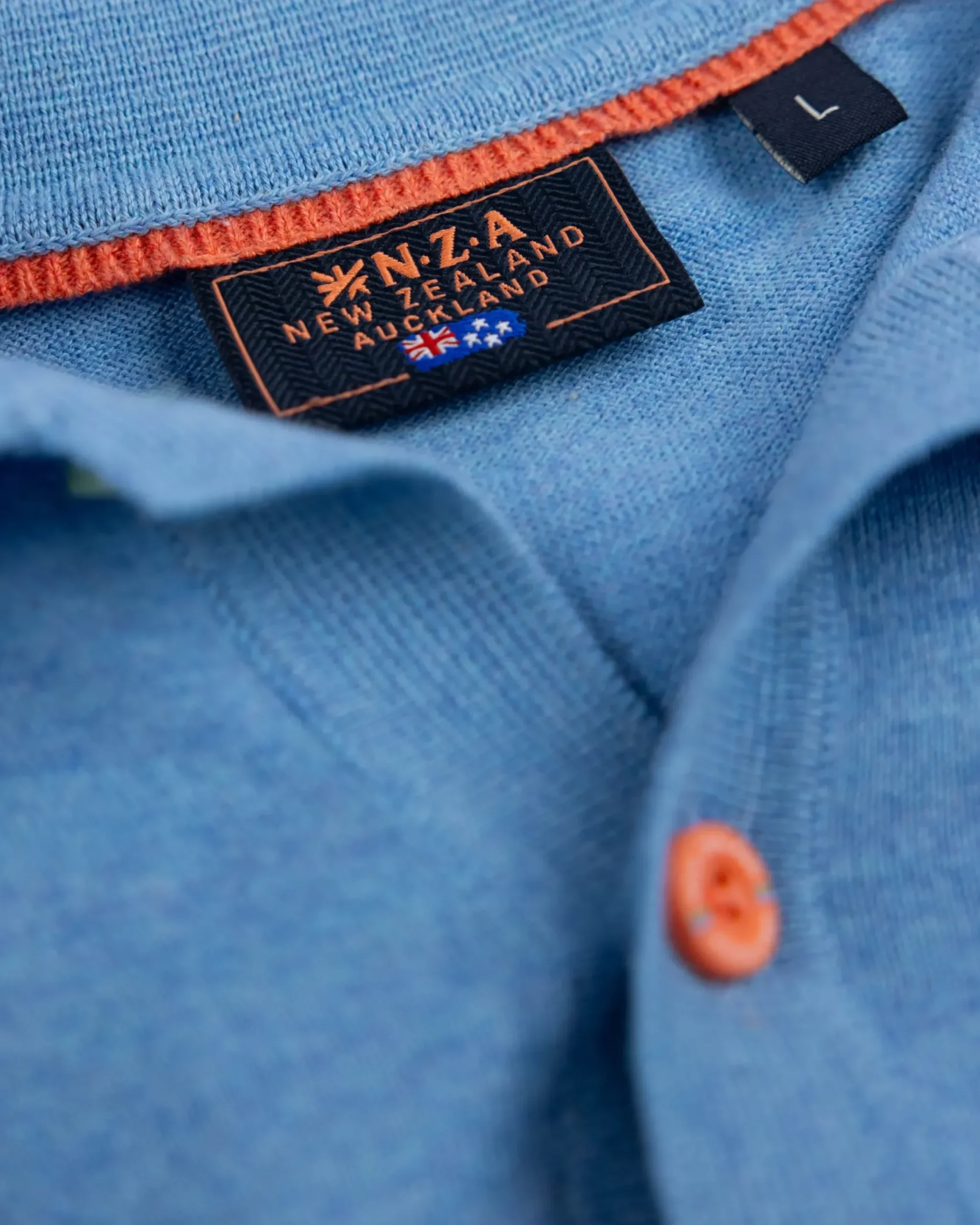 Basis felblauw poloshirt