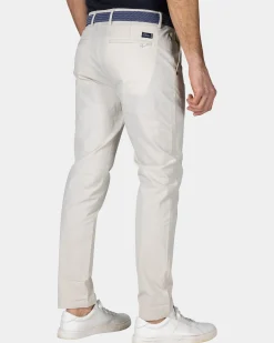 Beige chino met koord in de taille