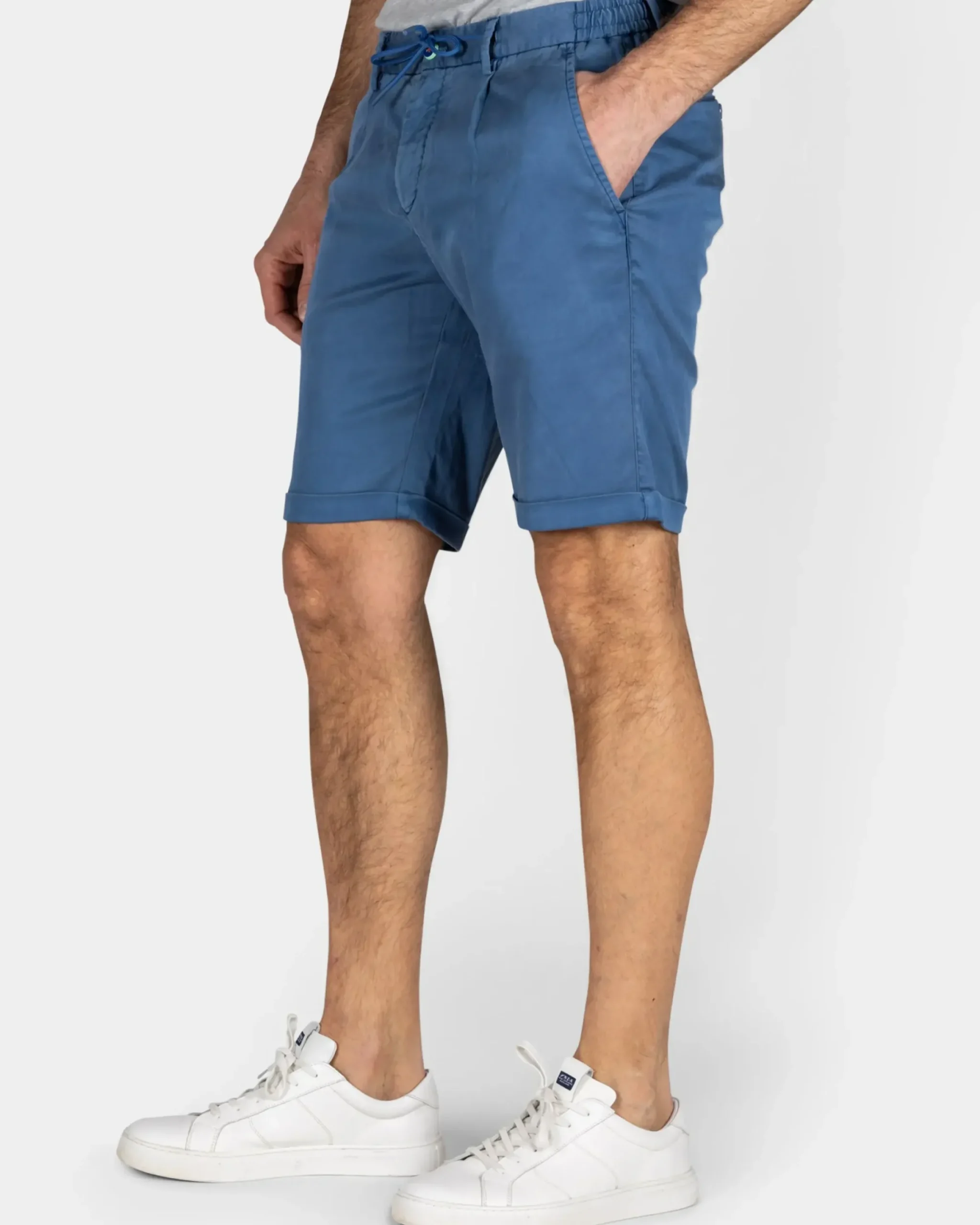 Blauw chino short met stretch