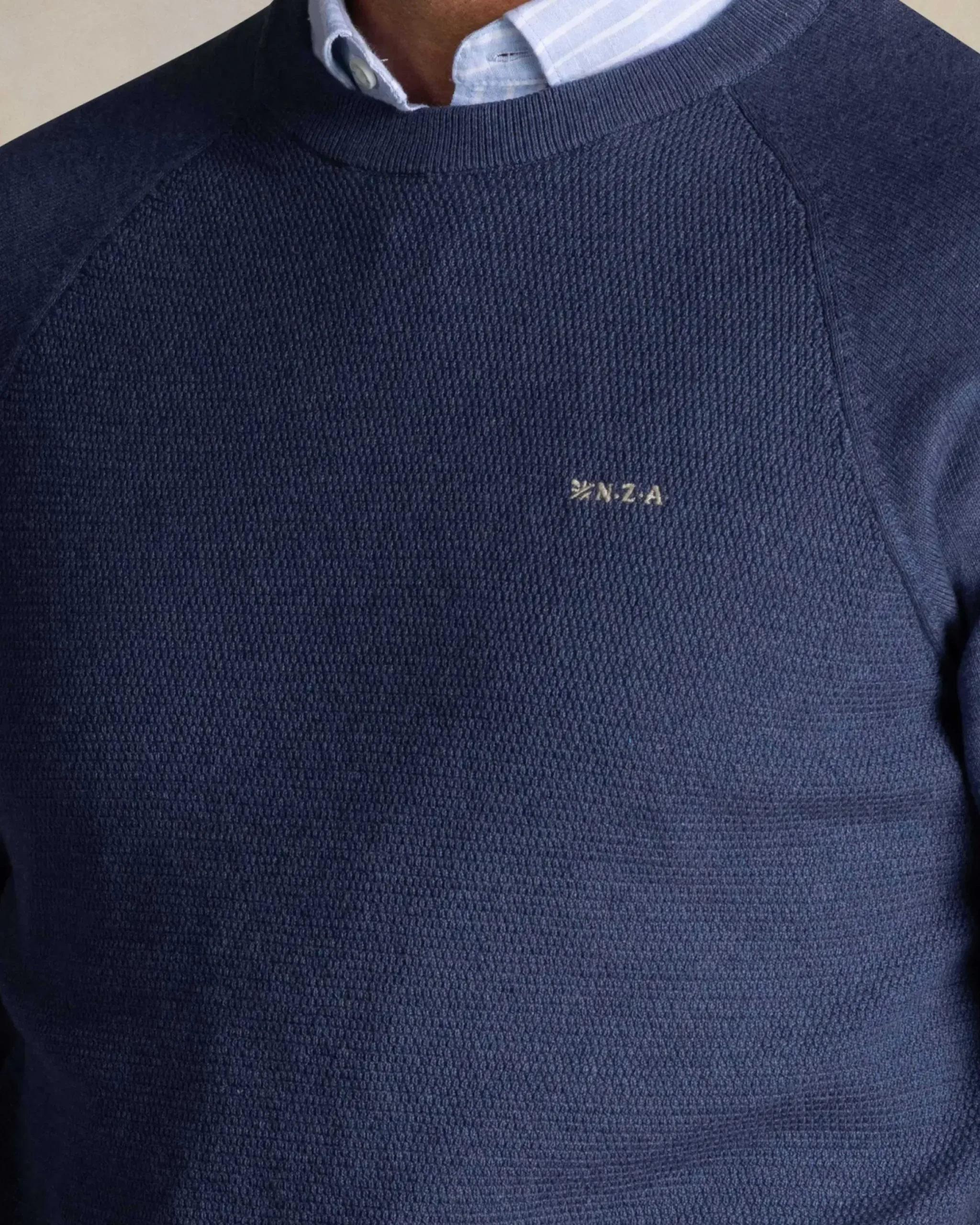 Blauwe katoenen trui met ronde hals