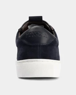 Casual sneaker