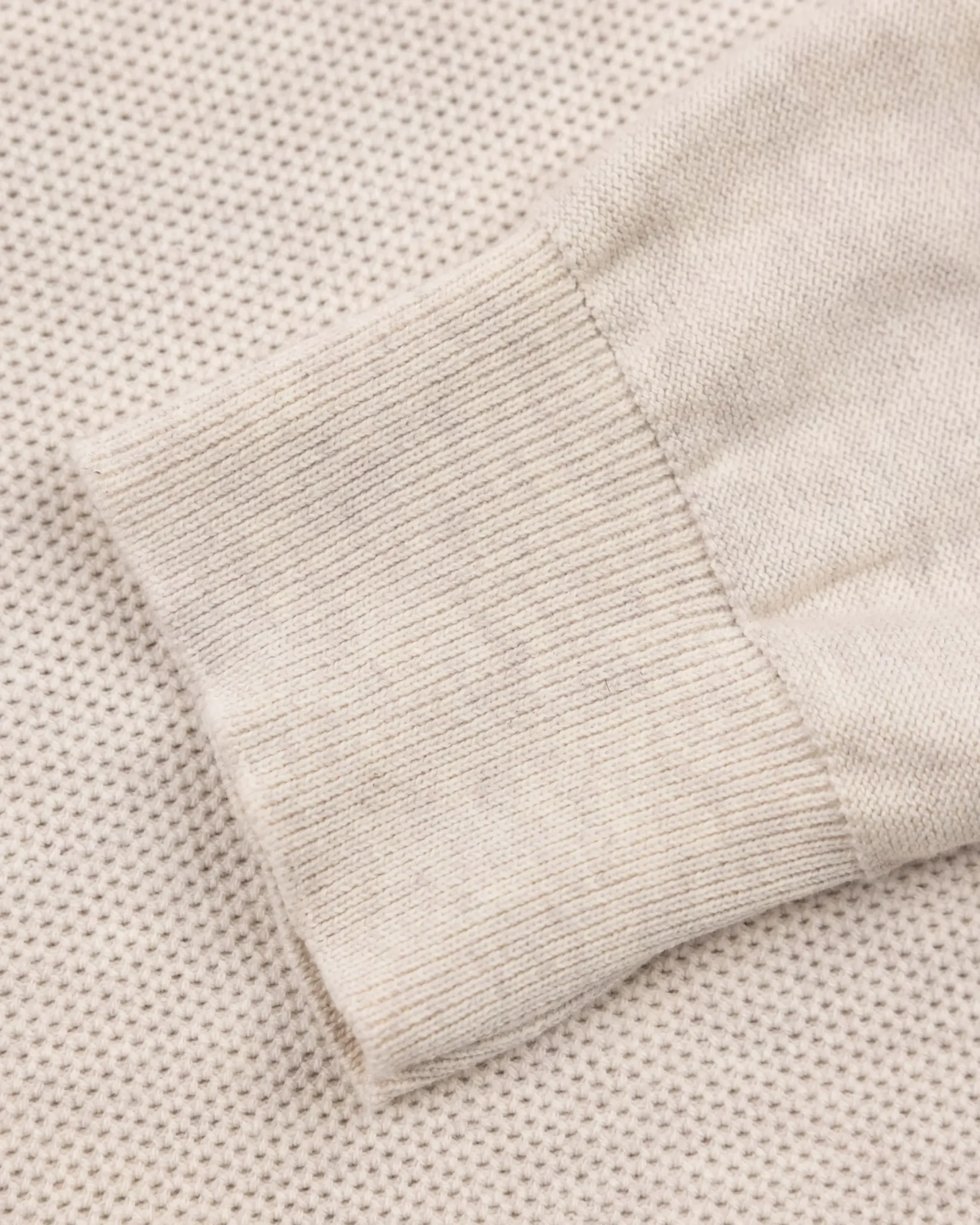 Creme beige basis pullover met halve rits