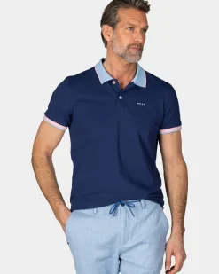 Donkerblauwe polo met lichtblauwe kraag