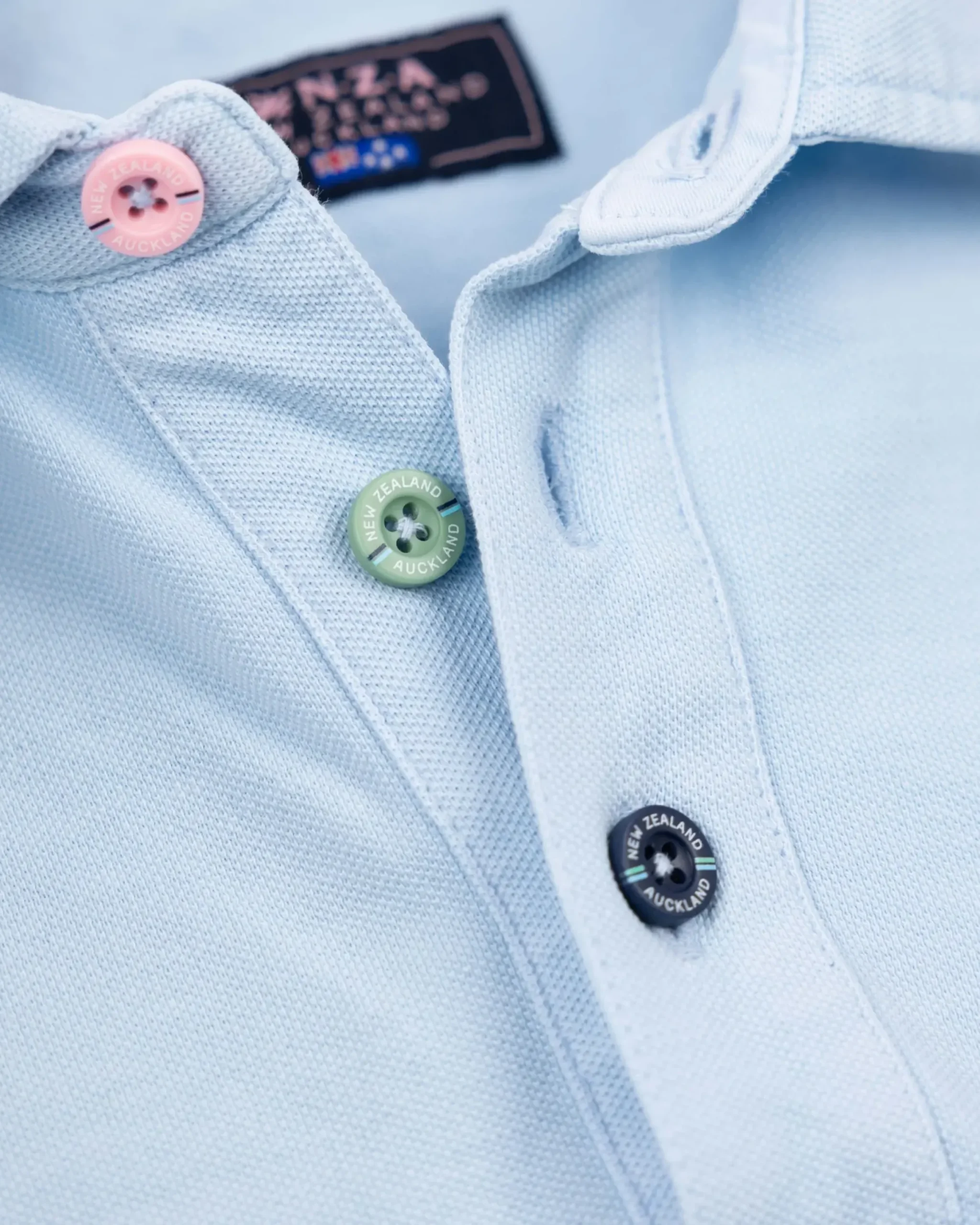 Effen katoenen pastelblauwe polo