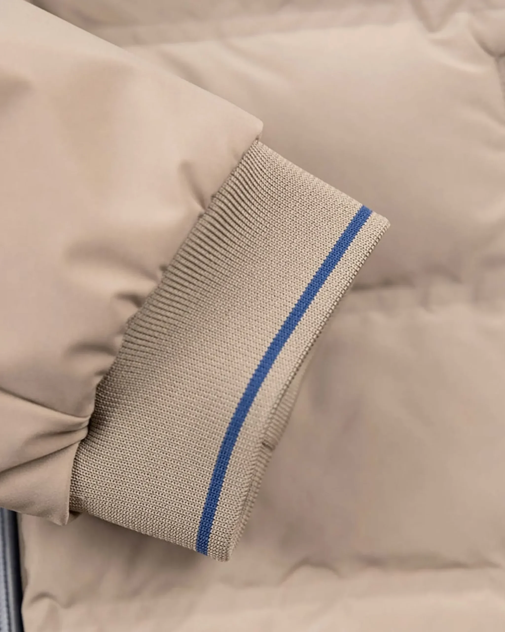 Gewatteerde effen jas - Tar Grey