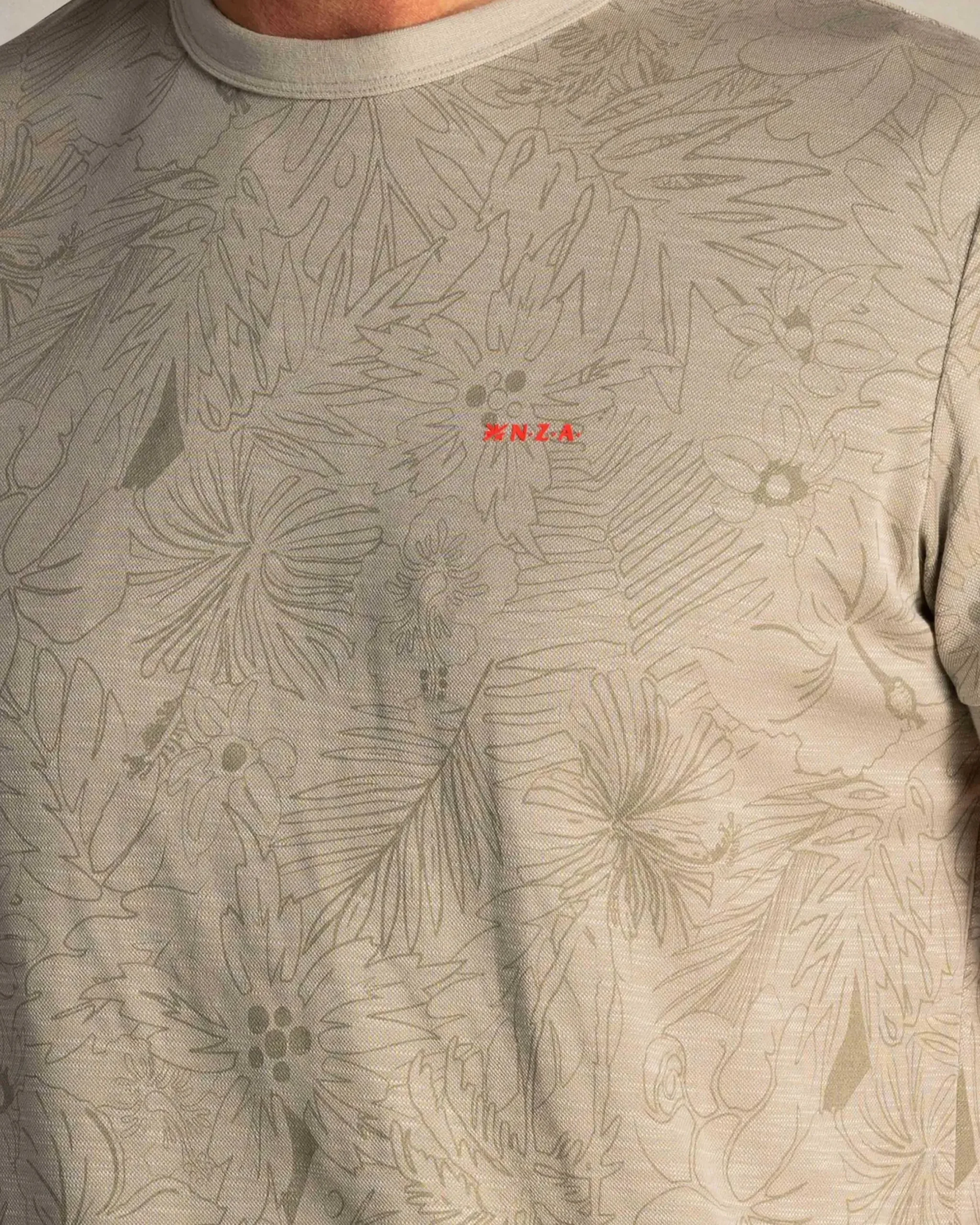 Groen t-shirt met ronde hals en bladprint