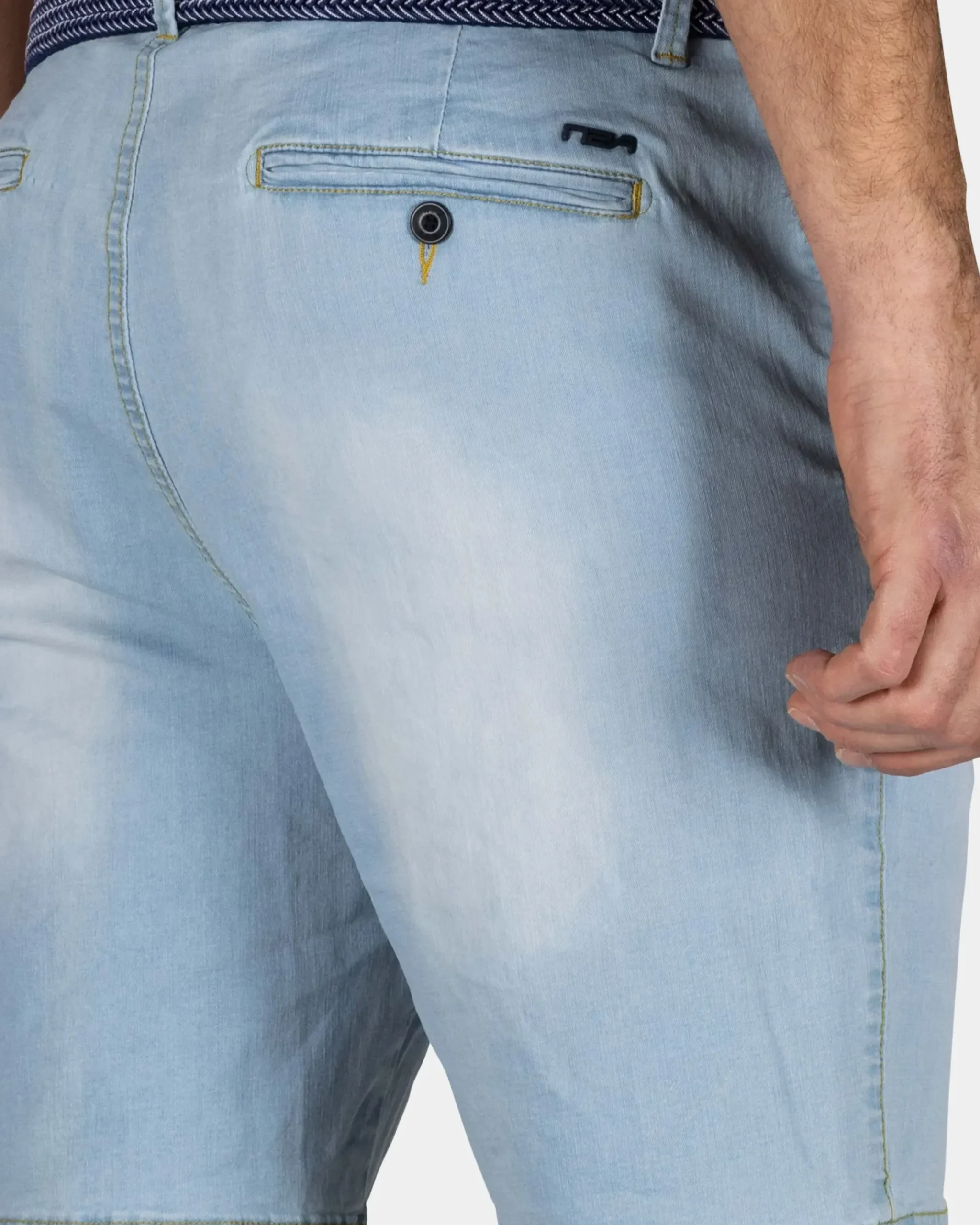 Lichtblauw denim short