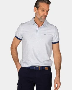 Lichtblauwe polo met navy details