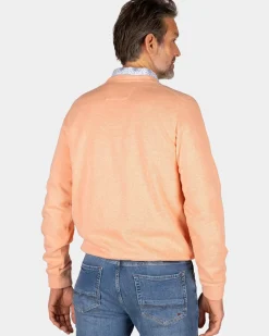 Perzikkleurige trui met ronde hals
