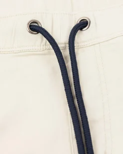 Sportieve effen chino - Cream