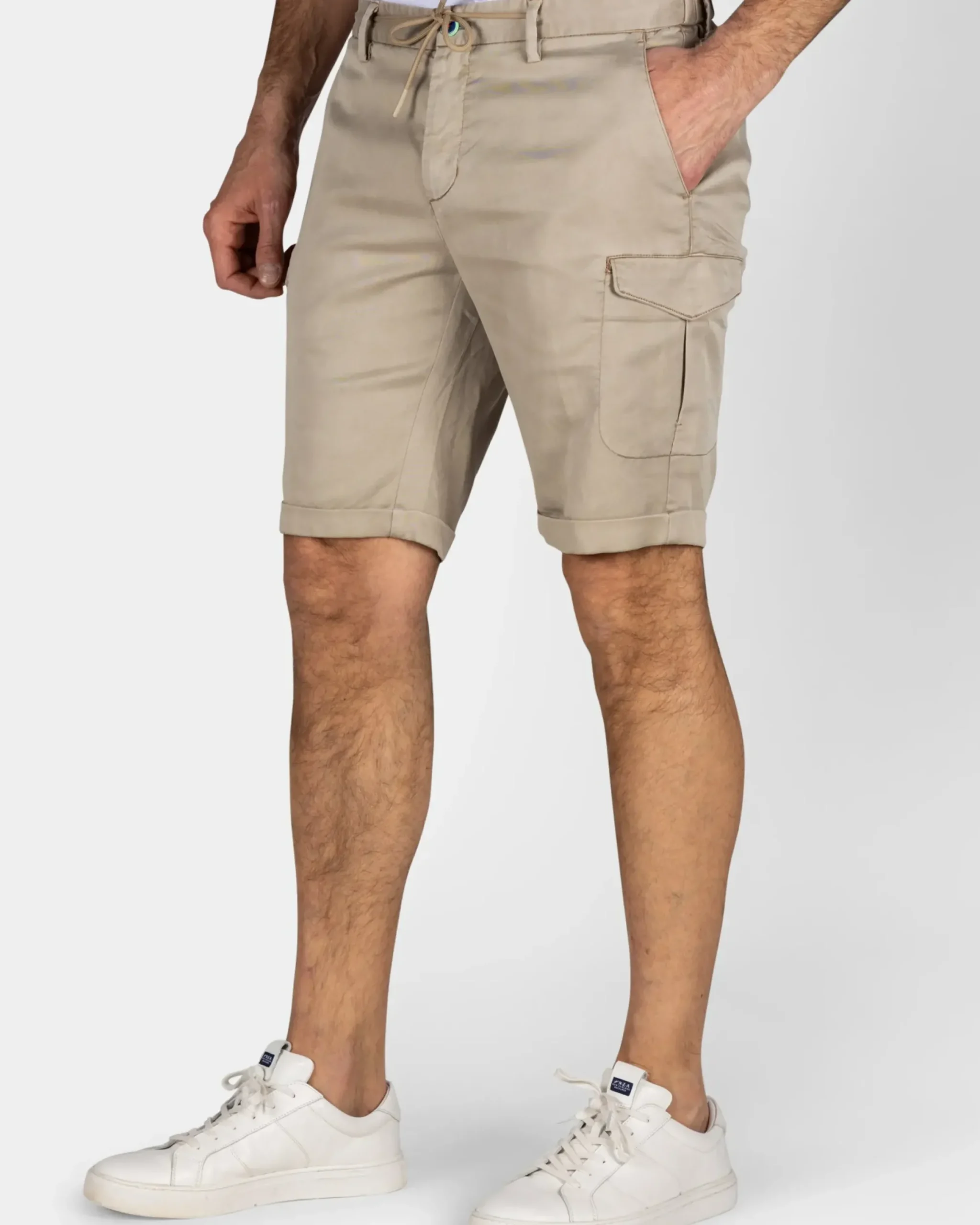 Zandkleurig cargo short met stretch