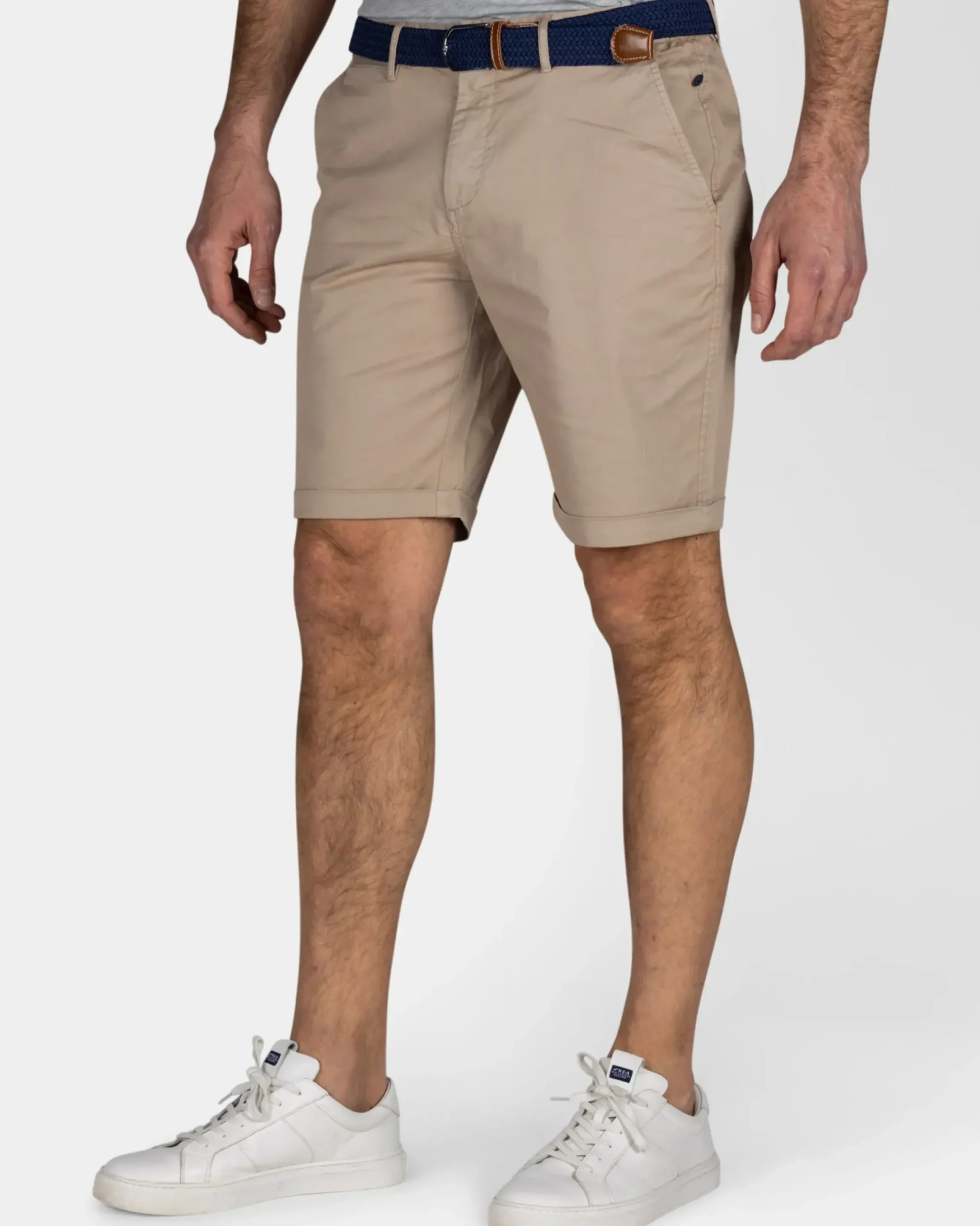 Zandkleurige katoenen chino short